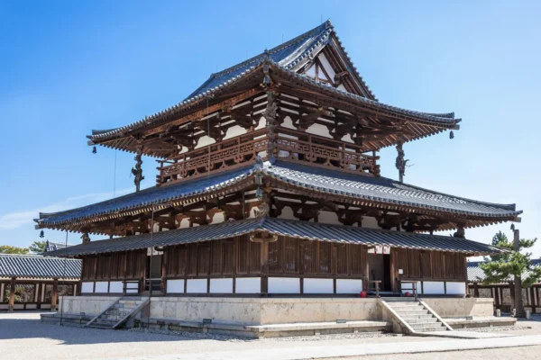 The Art of Building Japanese Temples and Shrines