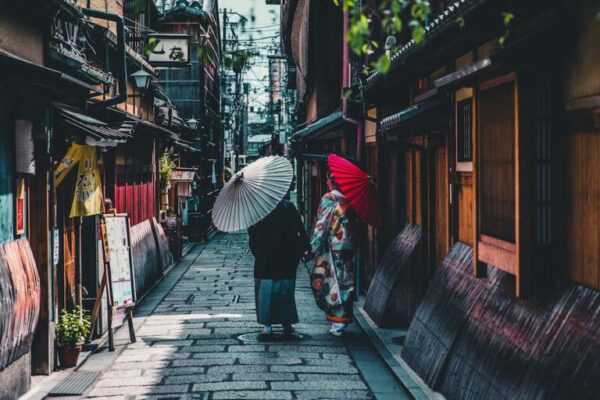 Tips for Traveling in Japan on a Budget